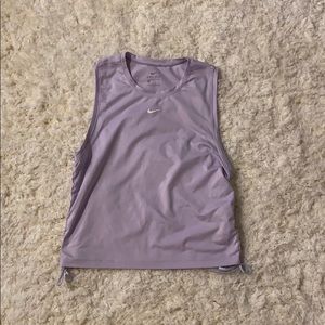 Nike women’s lavender Dri-FIT top size medium